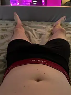 naughtycoupl98 online show from April 18, 5:59 pm