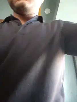  Danny   online show from February 12, 5:40 am