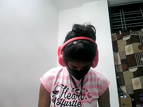 Aarohi An online show from November 29, 3:45 pm