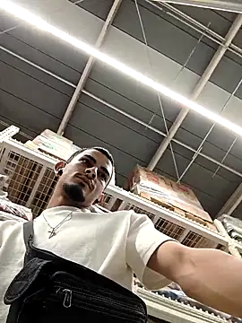 Exlifer online show from April 7, 7:04 pm