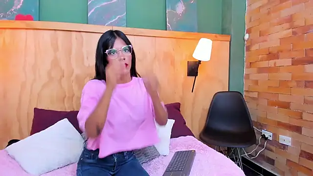 milavega  online show from November 27, 12:16 pm