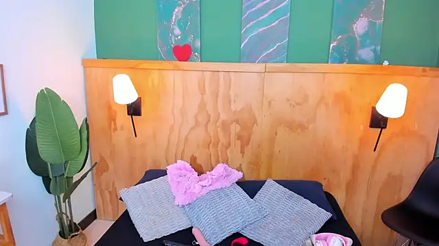 milavega  online show from October 21, 12:26 pm