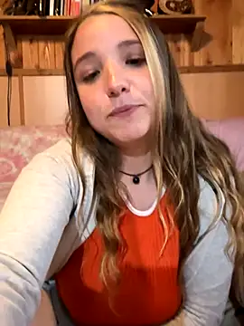 Snapshot of sashapulse chatting on September 9, 8:51 pm sashapulse online show from September 9, 8:51 pm