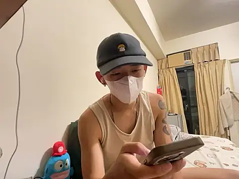 boyjoe10 online show from April 7, 4:20 pm