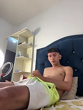 Snapshot of Steven_baby69 chatting on June 25, 5:12 am Steven baby69 online show from June 25, 5:12 am