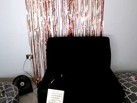 ruth blue21 online show from April 12, 3:32 am