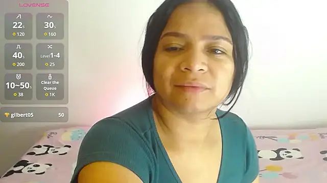 Snapshot of Sara_cute92 chatting on November 16, 12:43 pm Sara cute92 online show from November 16, 12:43 pm