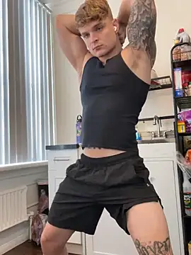 Snapshot of King_Kev_ chatting on November 6, 6:12 pm King Kev online show from November 6, 6:12 pm