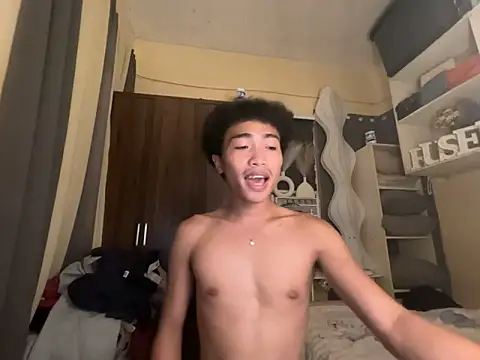 yourhotpinoy online show from April 8, 1:34 pm