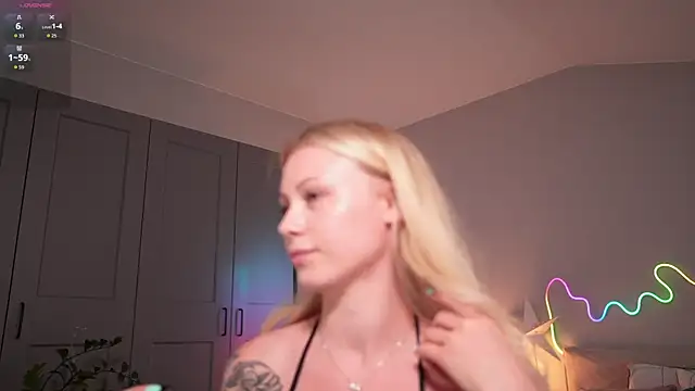 Snapshot of camkeymonkey chatting on May 24, 3:01 pm camkeymonkey online show from May 24, 3:01 pm