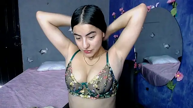 Snapshot of Karina_sweet1 chatting on October 10, 4:08 pm Karina sweet1 online show from October 10, 4:08 pm