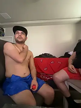 Snapshot of Ranthru13 chatting on October 23, 10:41 pm Ranthru13 online show from October 23, 10:41 pm