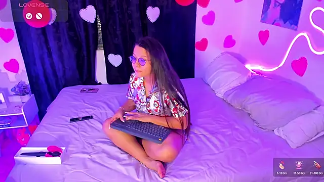 Dilan and Mia online show from February 17, 7:05 am