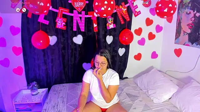 Dilan and Mia online show from February 14, 9:15 pm