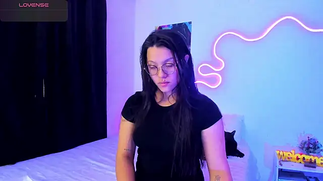 Snapshot of Dilan_and_Mia chatting on September 11, 12:54 am Dilan and Mia online show from September 11, 12:54 am