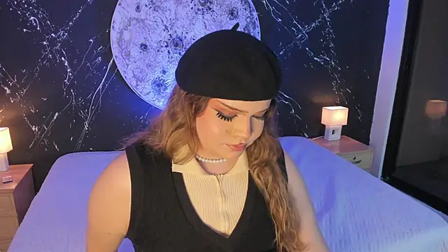 Maxxxine1 online show from October 4, 4:25 am
