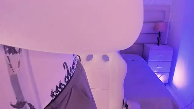 Maxxxine1 online show from January 18, 5:55 am