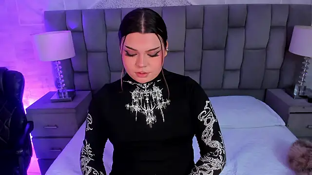 Maxxxine1 online show from March 10, 11:20 pm