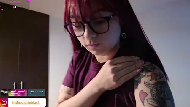 Aurora blaack online show from April 16, 9:54 am