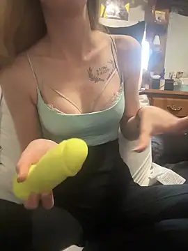 Snapshot of SeccySerena chatting on December 1, 4:30 pm SeccySerena online show from December 1, 4:30 pm