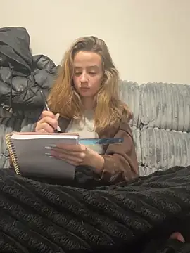 Snapshot of SeccySerena chatting on October 23, 5:33 pm SeccySerena online show from October 23, 5:33 pm