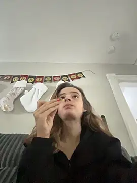 Snapshot of SeccySerena chatting on December 14, 8:25 pm SeccySerena online show from December 14, 8:25 pm