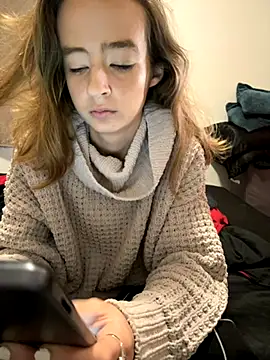 Snapshot of SeccySerena chatting on November 14, 4:10 pm SeccySerena online show from November 14, 4:10 pm