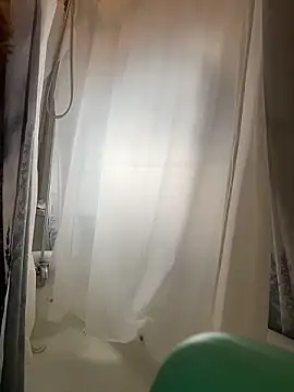 SeccySerena online show from February 5, 5:09 pm