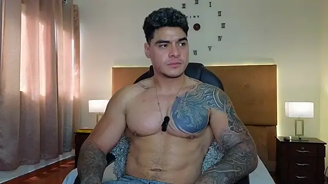 Steven Velez online show from March 15, 2:13 pm