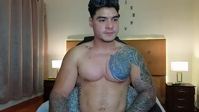 Steven Velez online show from March 17, 1:52 am