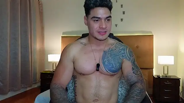 Steven Velez online show from March 14, 12:49 am