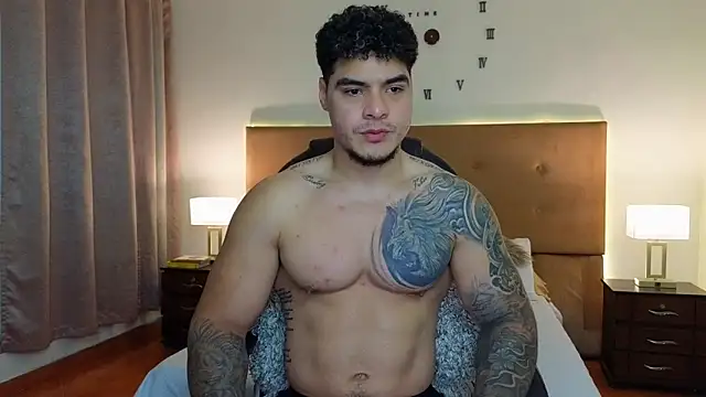 Steven Velez online show from April 24, 2:13 am