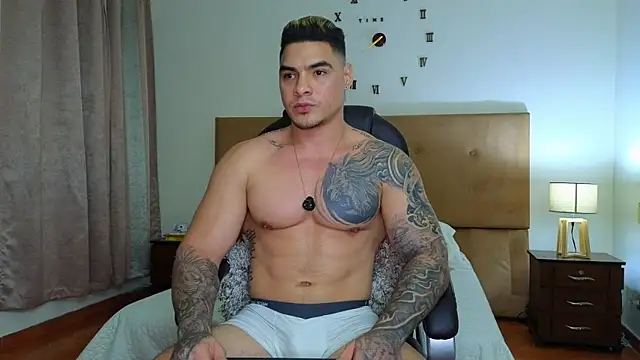 Steven Velez online show from November 26, 3:28 am