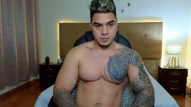 Steven Velez online show from September 22, 1:11 am