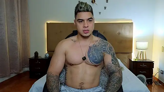 Steven Velez online show from September 15, 12:55 am