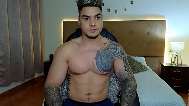 Steven Velez online show from October 5, 4:36 am