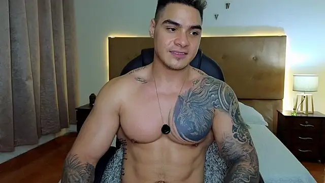 Steven Velez online show from October 17, 8:50 am