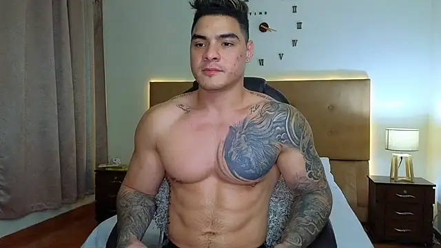 Steven Velez online show from December 15, 2:06 am