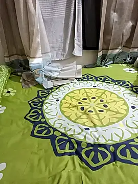 loving candy online show from December 13, 8:04 pm