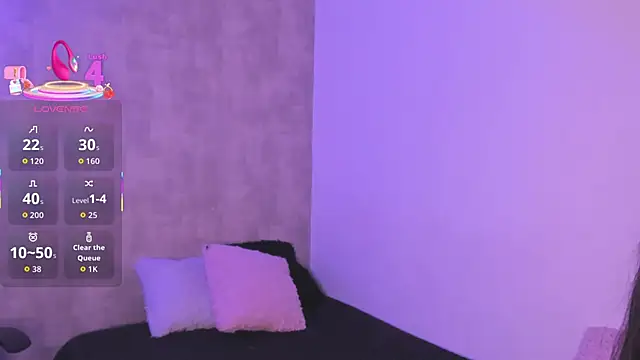 Becky G online show from November 3, 4:17 am