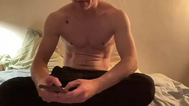 ee 000 online show from October 12, 7:59 pm