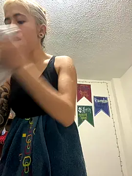 Sallem Pink online show from October 28, 11:53 am