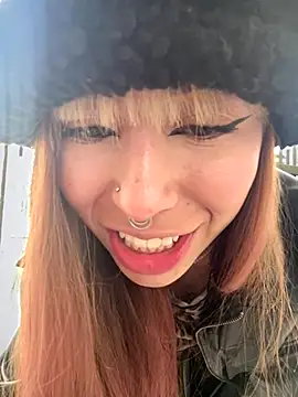 Sallem Pink online show from November 26, 11:21 am