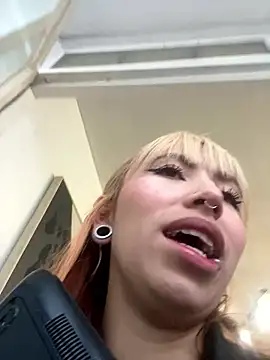 Sallem Pink online show from January 11, 11:17 am