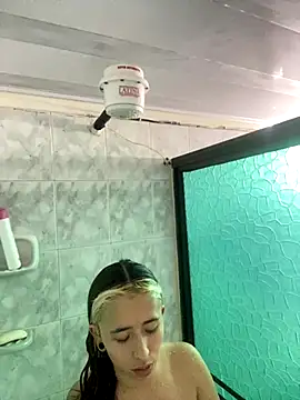 Sallem Pink online show from October 30, 3:42 pm