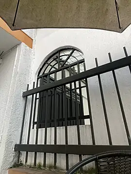 Sallem Pink online show from March 25, 11:09 am