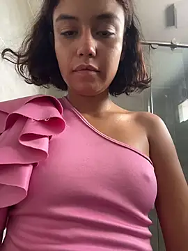 Snapshot of TamaraMera chatting on July 16, 5:10 pm TamaraMera online show from July 16, 5:10 pm