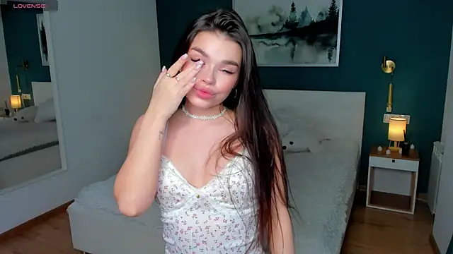 HollisHearl online show from October 29, 7:29 am