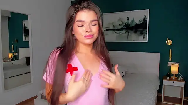 HollisHearl online show from November 9, 7:23 am