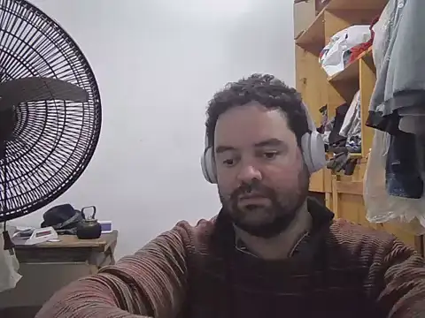 condorito222 online show from June 12, 12:52 am